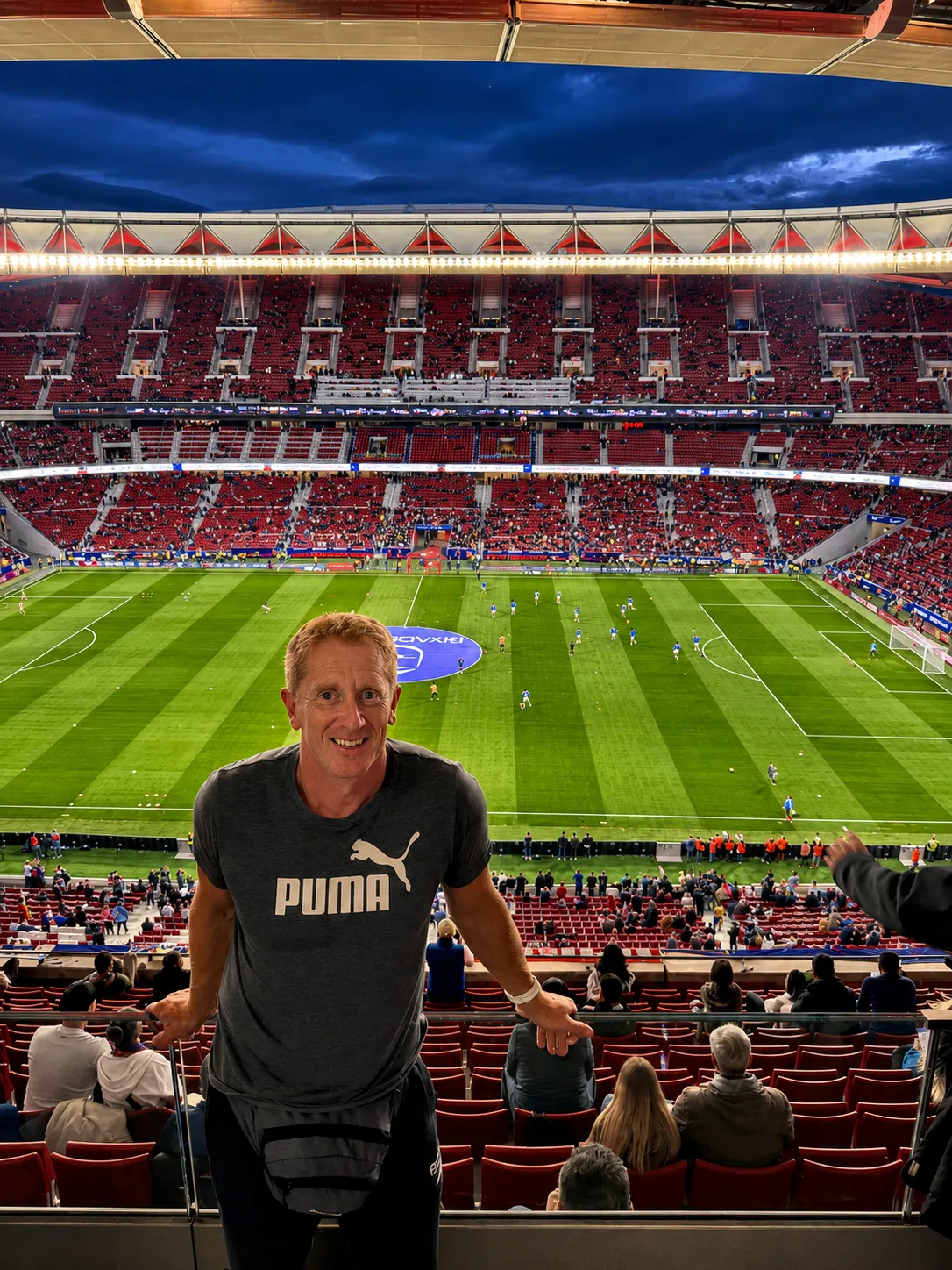 Vista panorámica del Estadio Metropolitano desde la tribuna durante la Copa del Rey