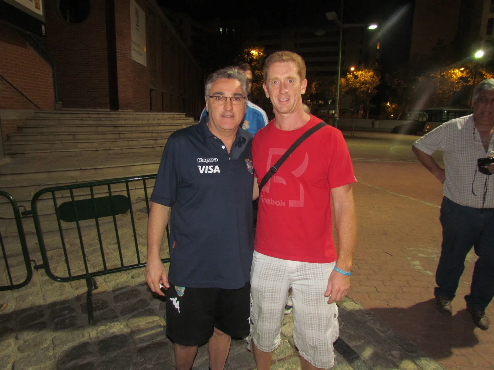 Con un jugador de la Selección Argentina de básquet en Madrid 2014