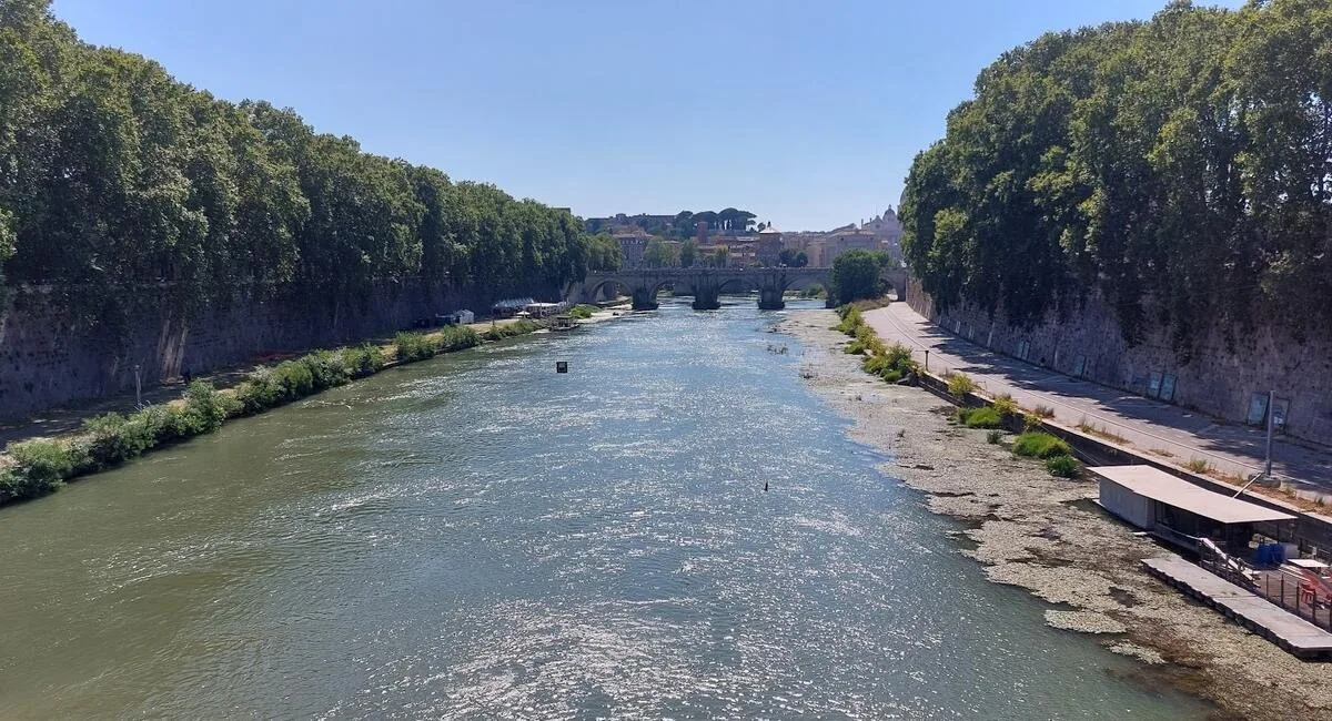 Río Tevere en Roma