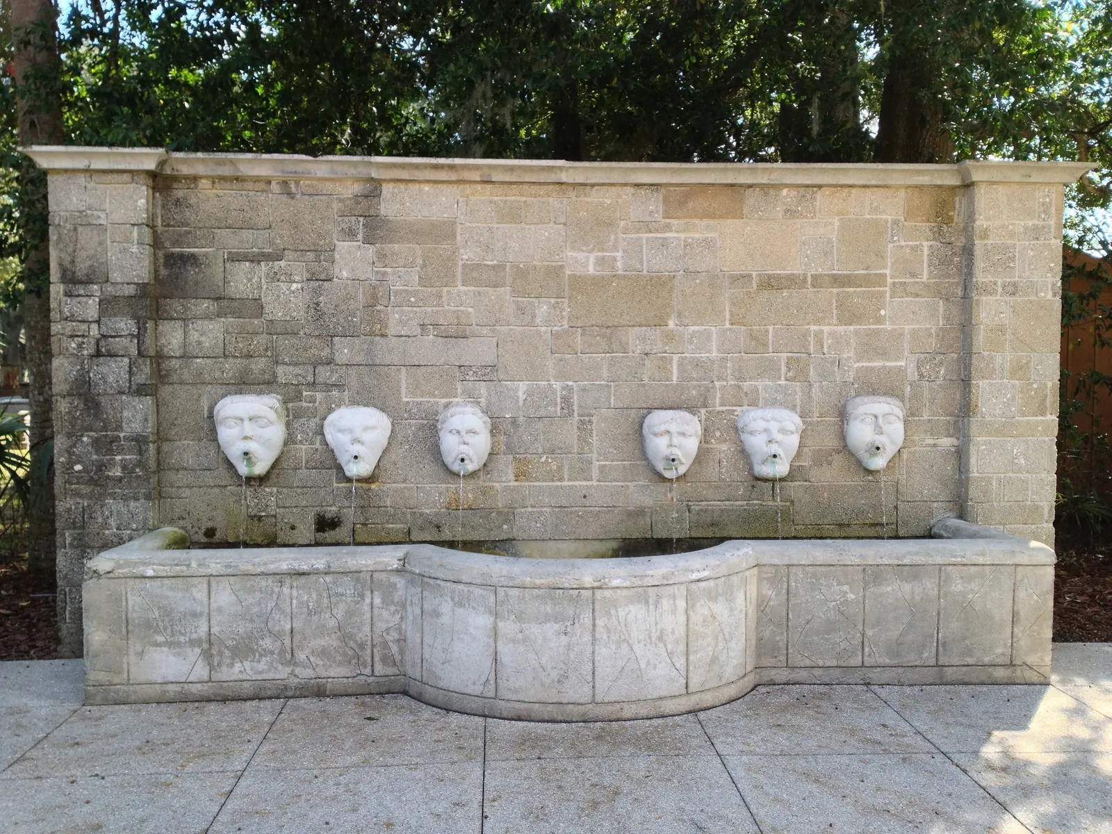 Fuente de los Caños de San Francisco en San Agustín