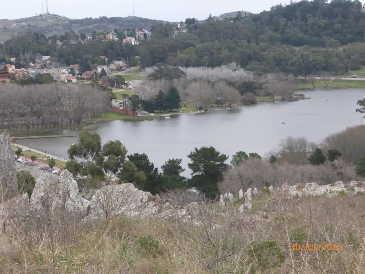 Dique de Tandil visto desde el Cerro de la Cruz